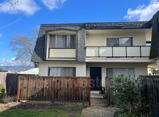 857 S Oak St APT 10, Ukiah, CA 95482