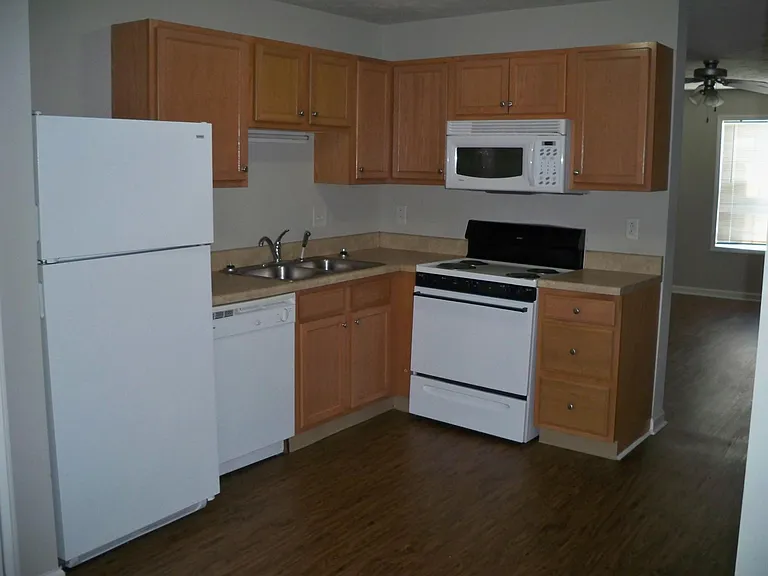 1225 Ash Ridge Dr #A — Photo 10