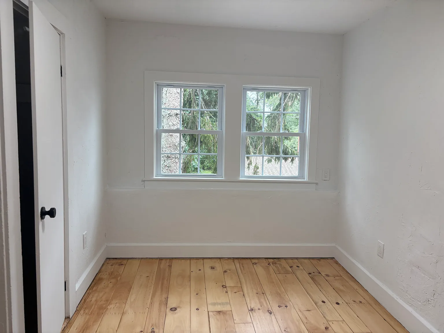 2 bed, $2,400 — Photo 3