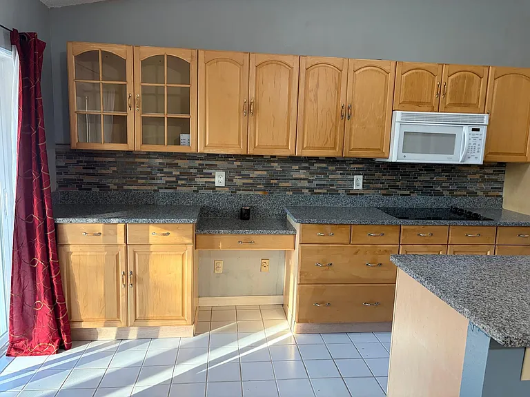 1462 Melshire Ave — Photo 9