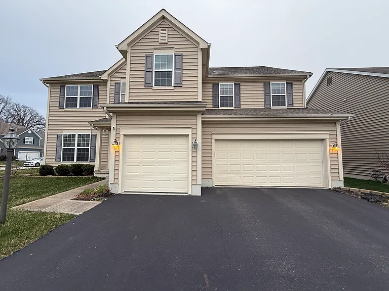4143 Freesia Dr — Photo 2