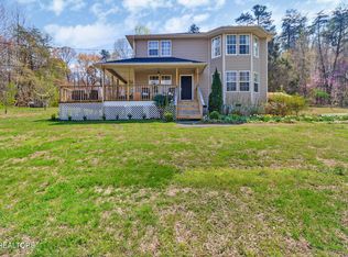 3227 W Wolf Valley Rd, Clinton, TN 37716