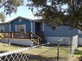 124 Lago Vista Dr, Rockport, TX 78382