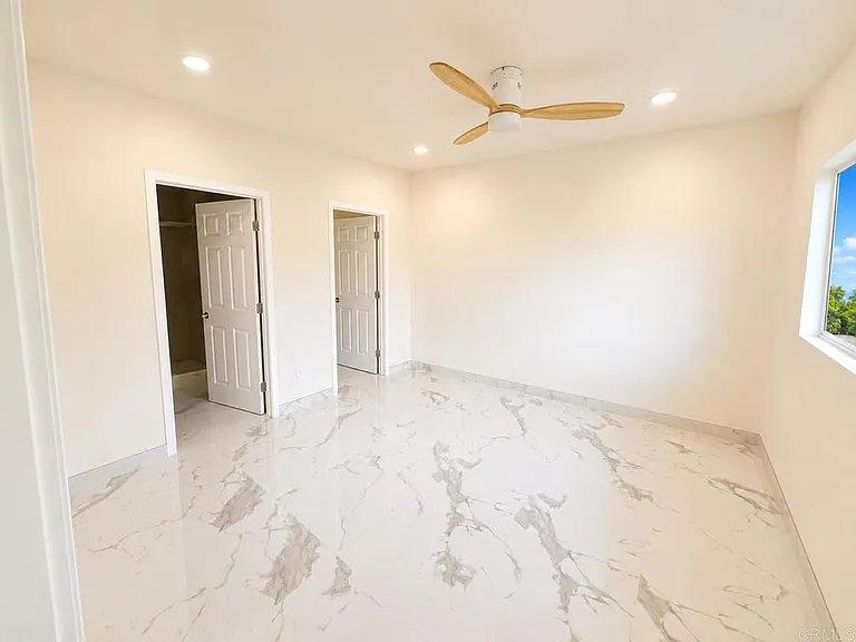 8327 Winter Gardens Blvd — Photo 4