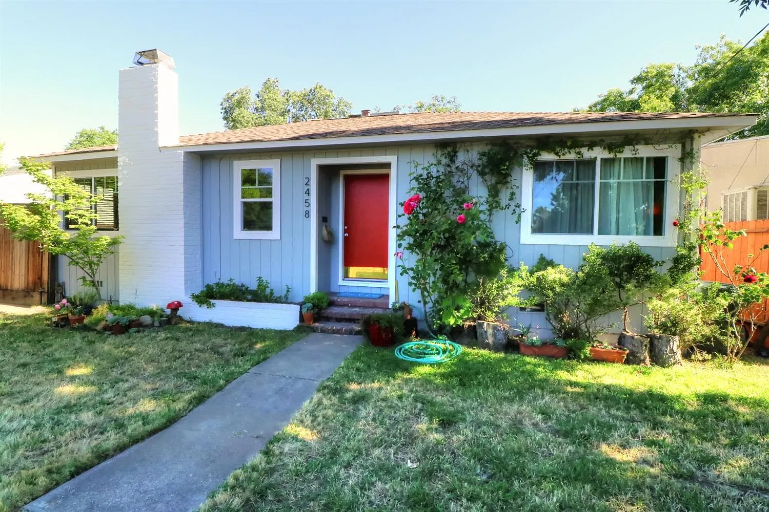 2458 18th Ave photo 1