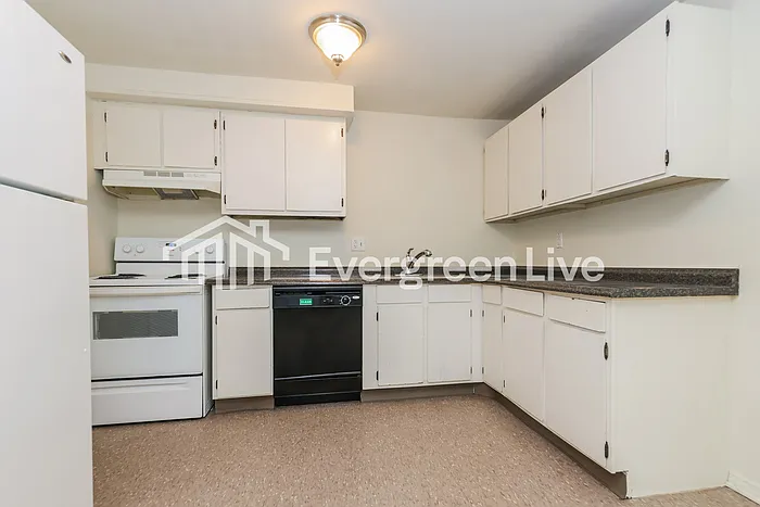 7973 Mount Hood — Photo 6