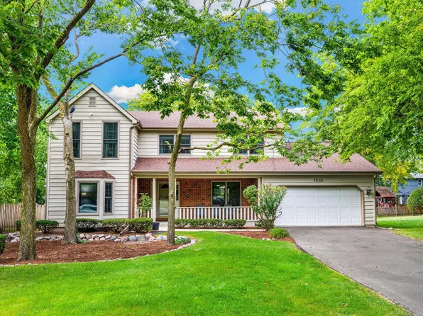 1535 Selby Rd, Naperville, IL 60563