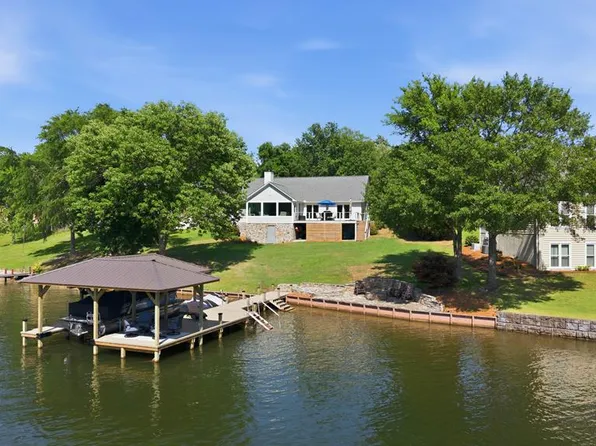 360 Topsail Dr, Waterloo, SC 29384