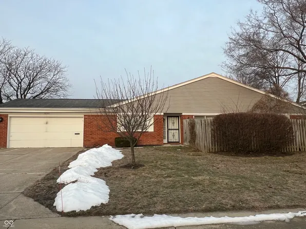 7644 Vintage Cir, Indianapolis, IN 46226