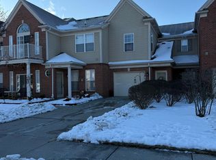 34600 Northrup Dr, Chesterfield, MI 48047