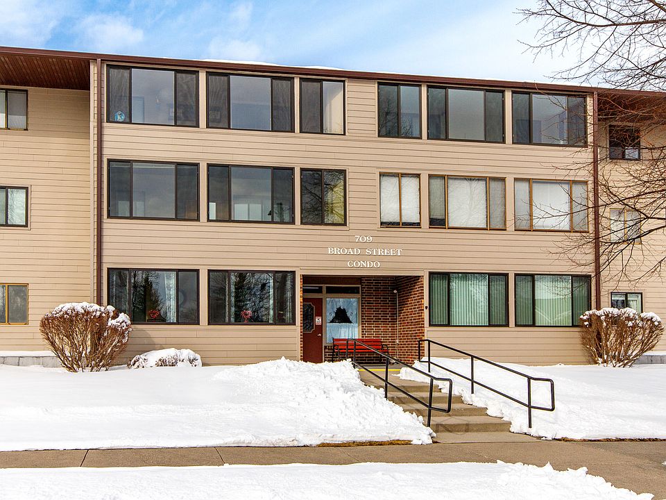 1st image of 709 Broad St #7
