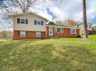 3010 Keeler St, Greensboro, NC 27407