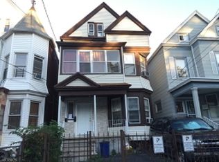 261 N 6th St, Newark, NJ 07107