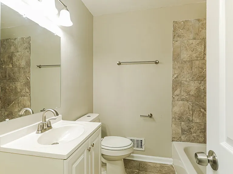 1217 Turf Dr — Photo 17