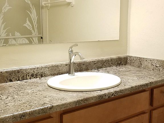4th image of 2707 Valmont Rd APT 302