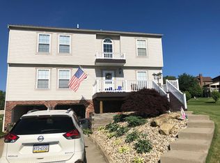 149 Cedar Ridge Dr, Monaca, PA 15061