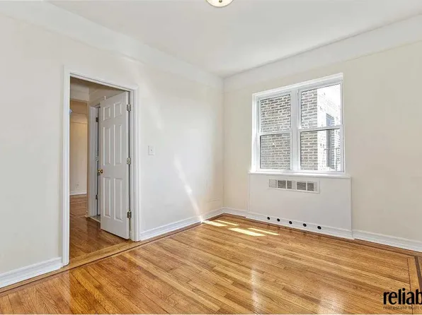 130 Bayridge Parkway image 6 of 9