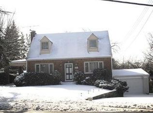 138 Highland Rd, Bethel Park, PA