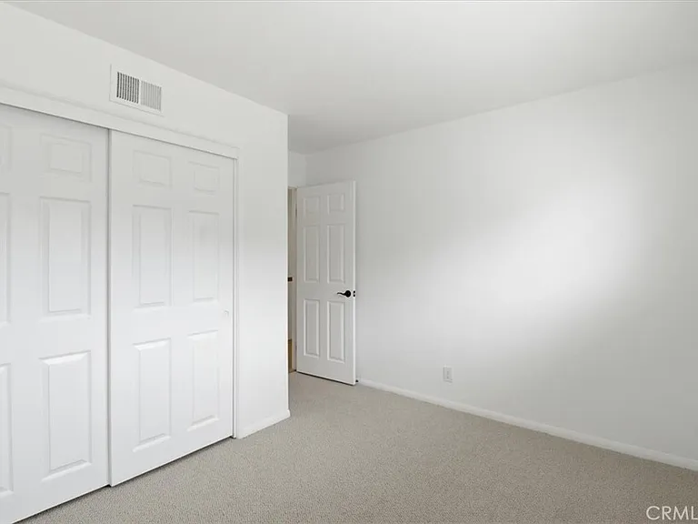 577 Houston Dr — Photo 12