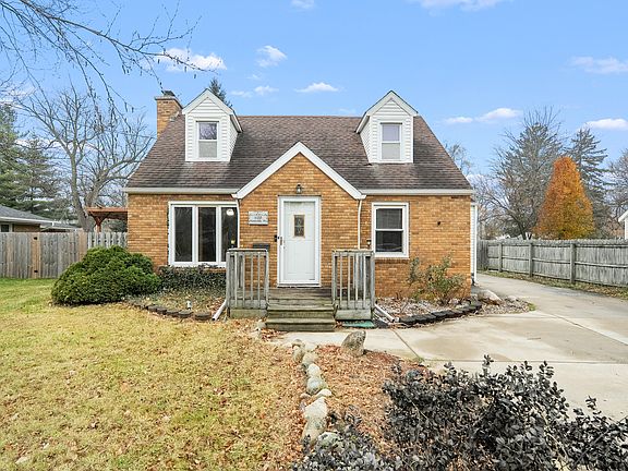 2nd image of 1413 Sunnyside Dr