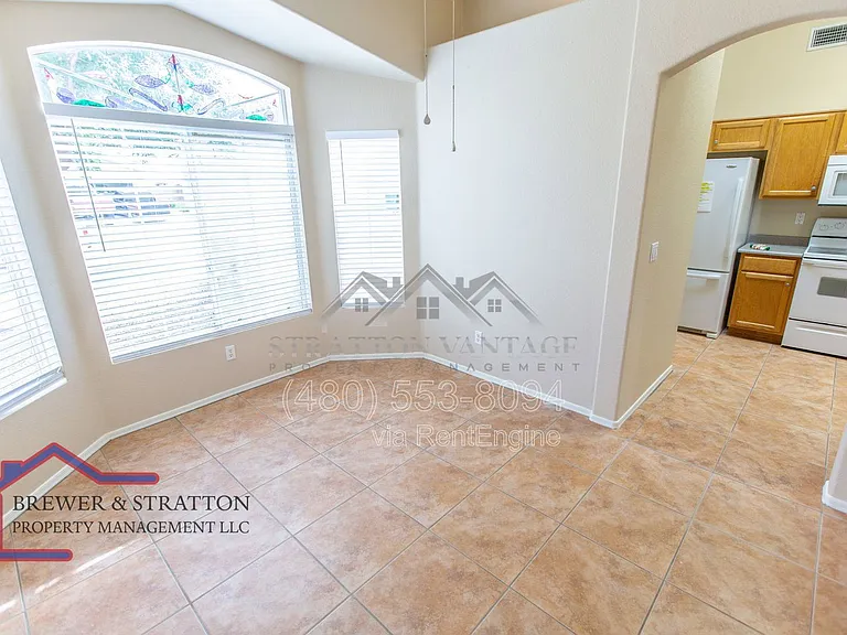 4962 E Holmes Ave — Photo 18