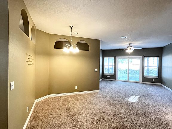 5th image of 52 Ettington Dr