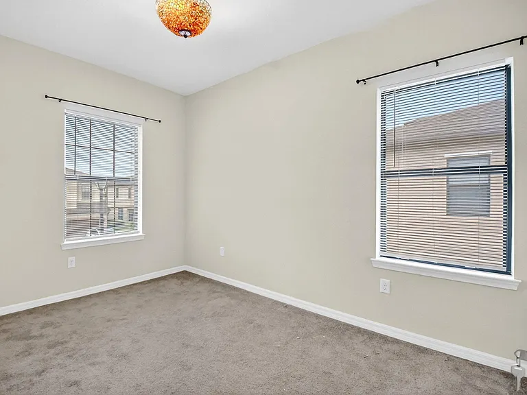 2833 Troubadour St #2833 — Photo 34