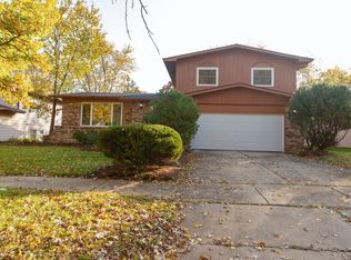 22561 Mission Dr, Richton Park, IL 60471