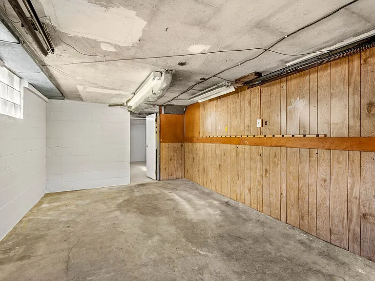 11130 Frankstown Rd #1 — Photo 17