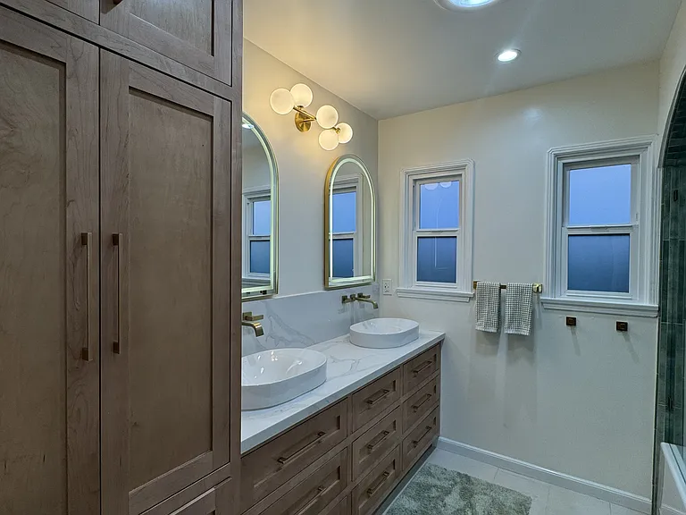 2190 Oregon Ave — Photo 17