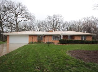1322 W Gayman Dr, Decatur, IL 62526