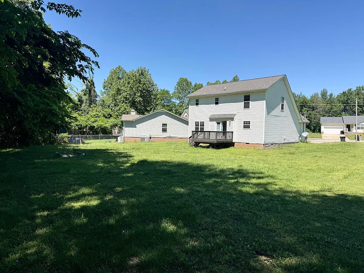 Building Photo - 110 Brandi Ct