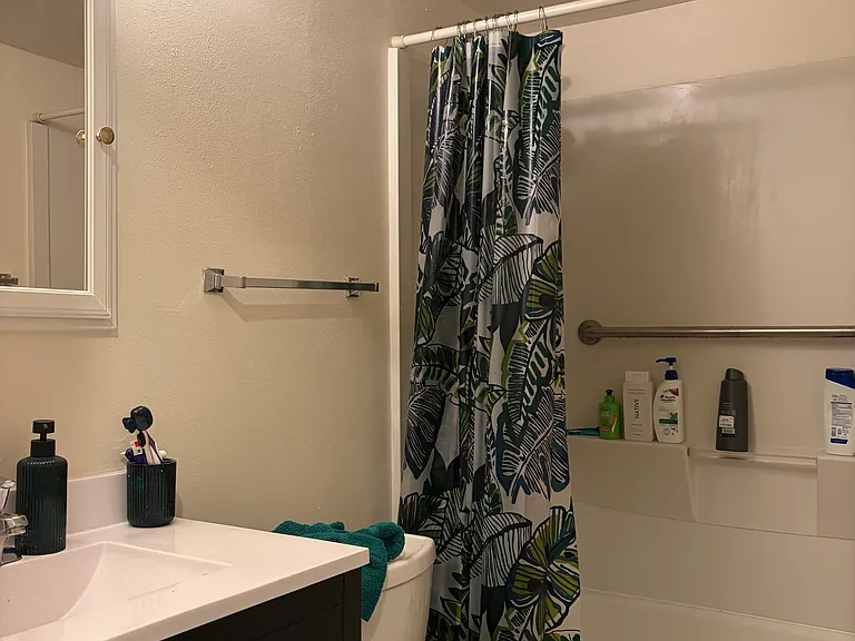 3810 Hoover Dr #1 — Photo 10