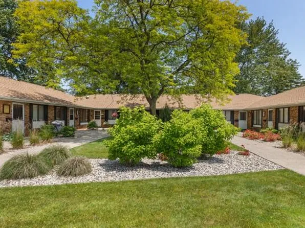 19 Old Mill Dr Unit 12, Holland, MI 49423