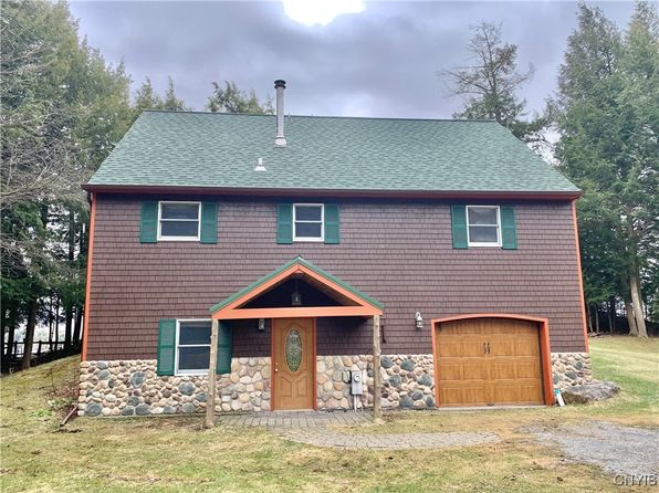5048 State Route 28, Old Forge, NY 13420