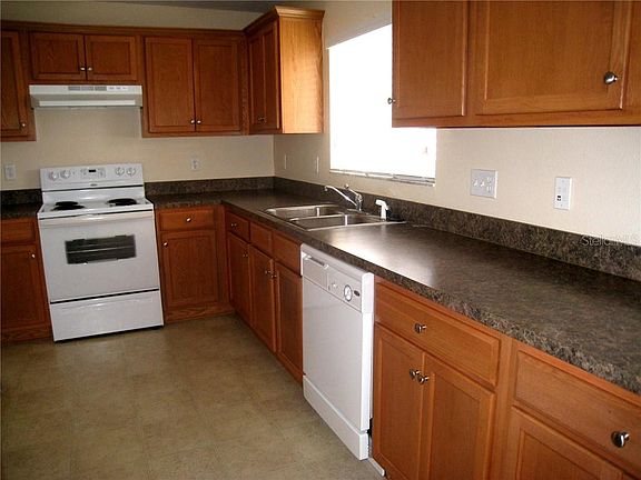 4th image of 9738 Simeon Dr