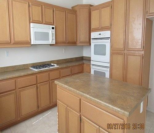 3rd image of 13711 Cavern Ct
