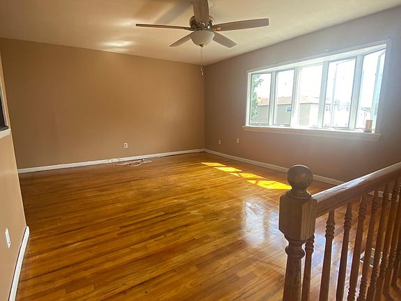 5th image of 53 Berry Ave