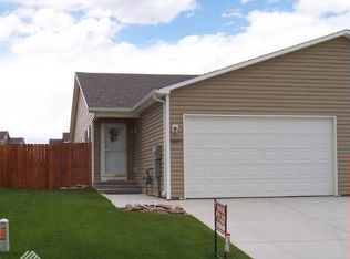 6860 Columbia River Rd, Casper, WY 82604