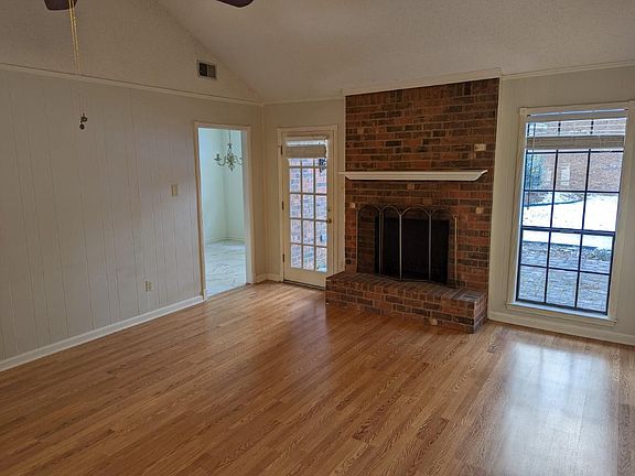 3rd image of 1711 Golden Fields Dr