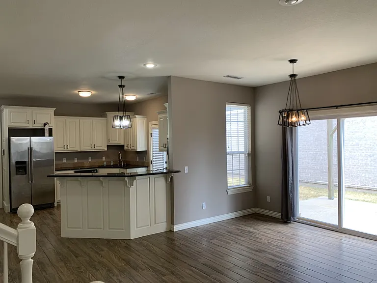 4156 W Bradstreet Ln — Photo 5