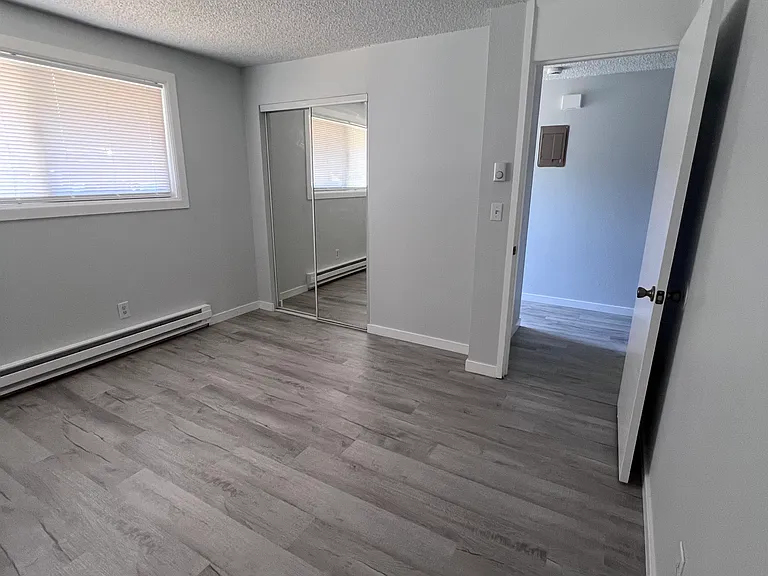 12819 Valley Ave E #1 — Photo 8