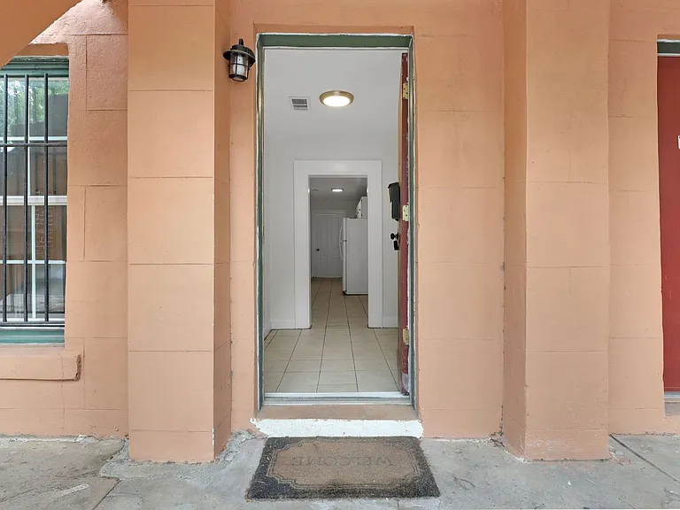 703 Barnard St #A — Photo 5