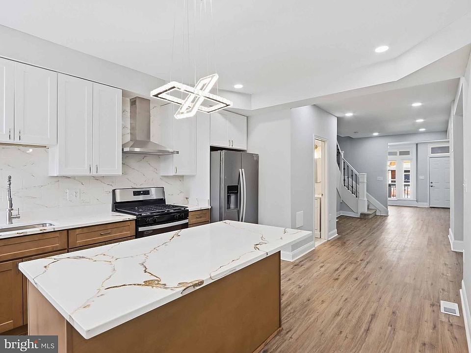 1st image of 819 Belgian Ave