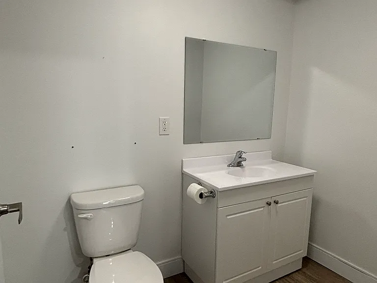 178 Front St N #2 — Photo 8
