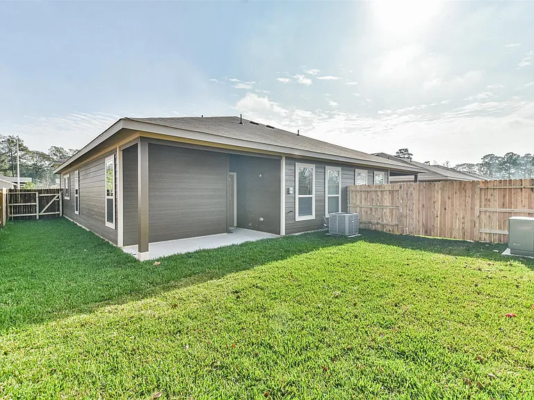 9800 Grosbeak Ln — Photo 30