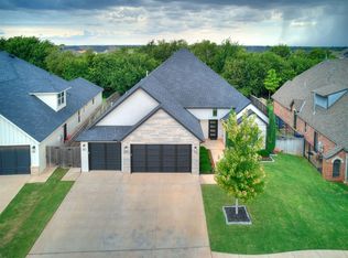14713 Rochefort Ln, Yukon, OK 73099