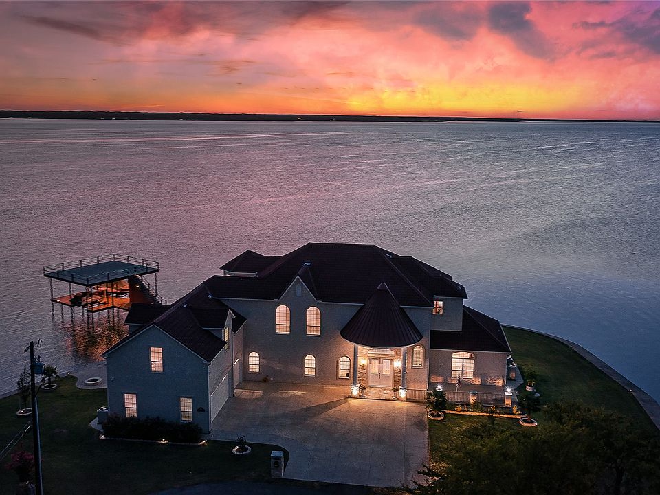 1st image of 241 Loon Bay Dr