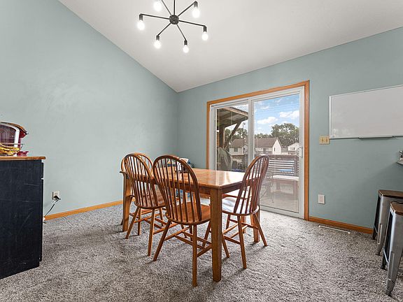5th image of 414 N Church St