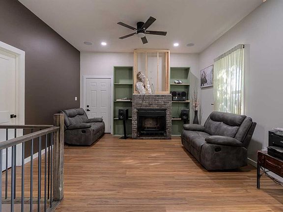 5th image of 2021 S 15th St